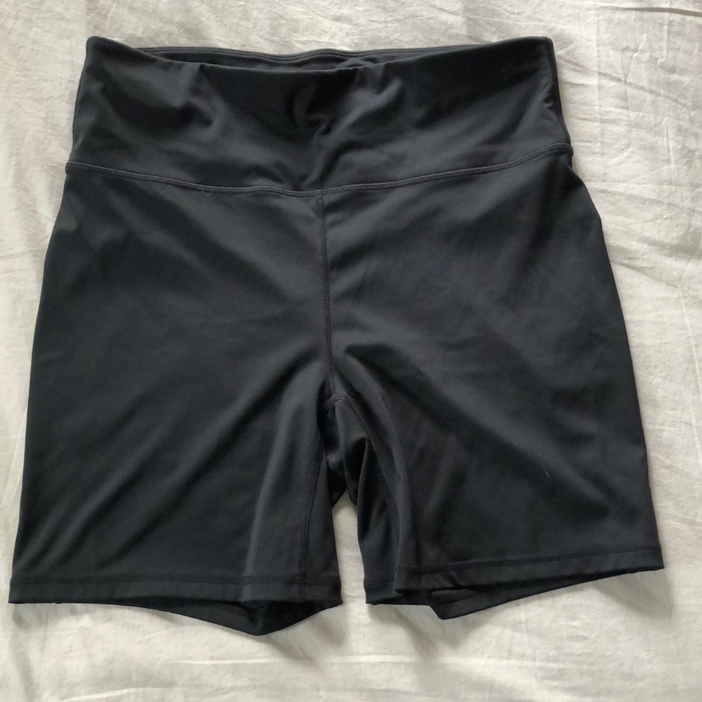 Fabletics High-waisted Ultracool Biker Shorts